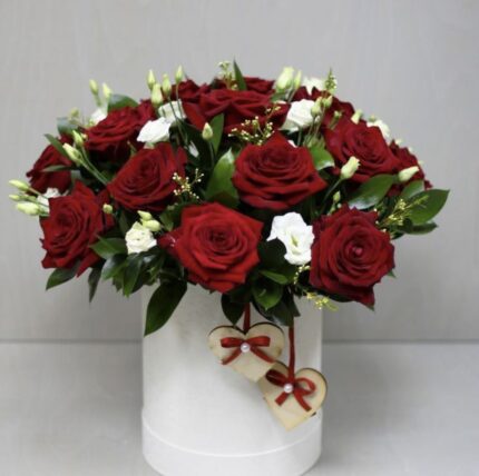 Boxed Red Roses