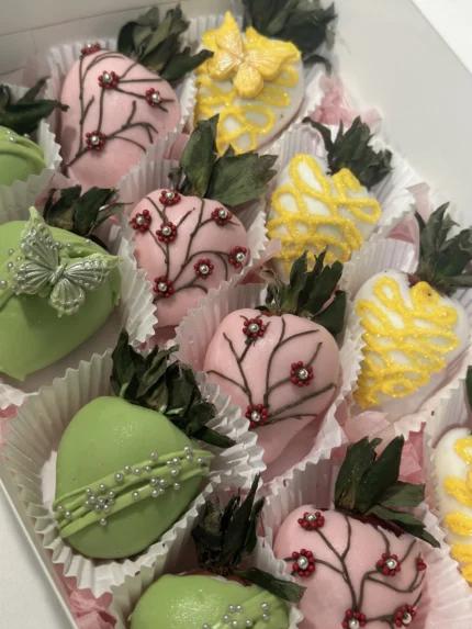 Pastel Chocolate Strawberries